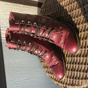 Justin leather Kiltie boots